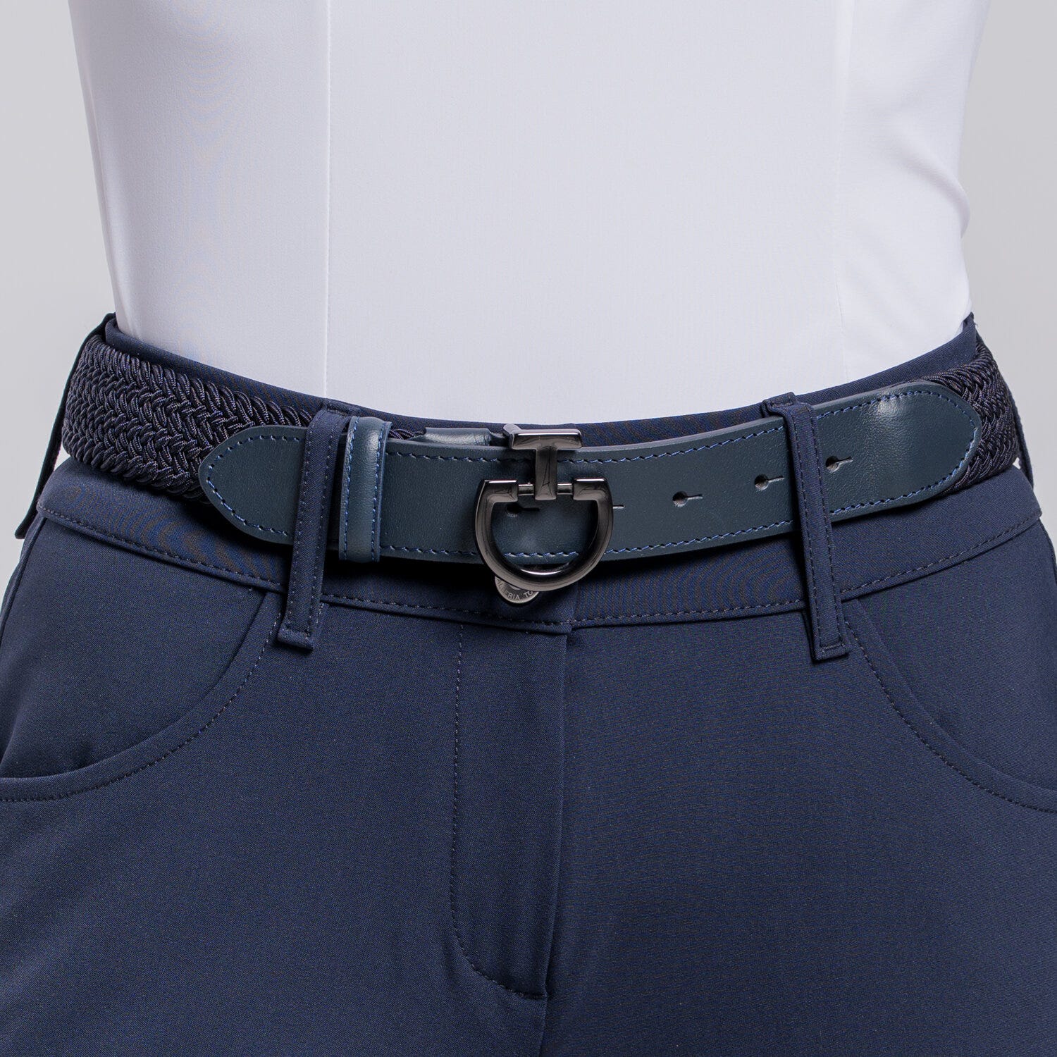 Women’s elastic belt with CT buckle