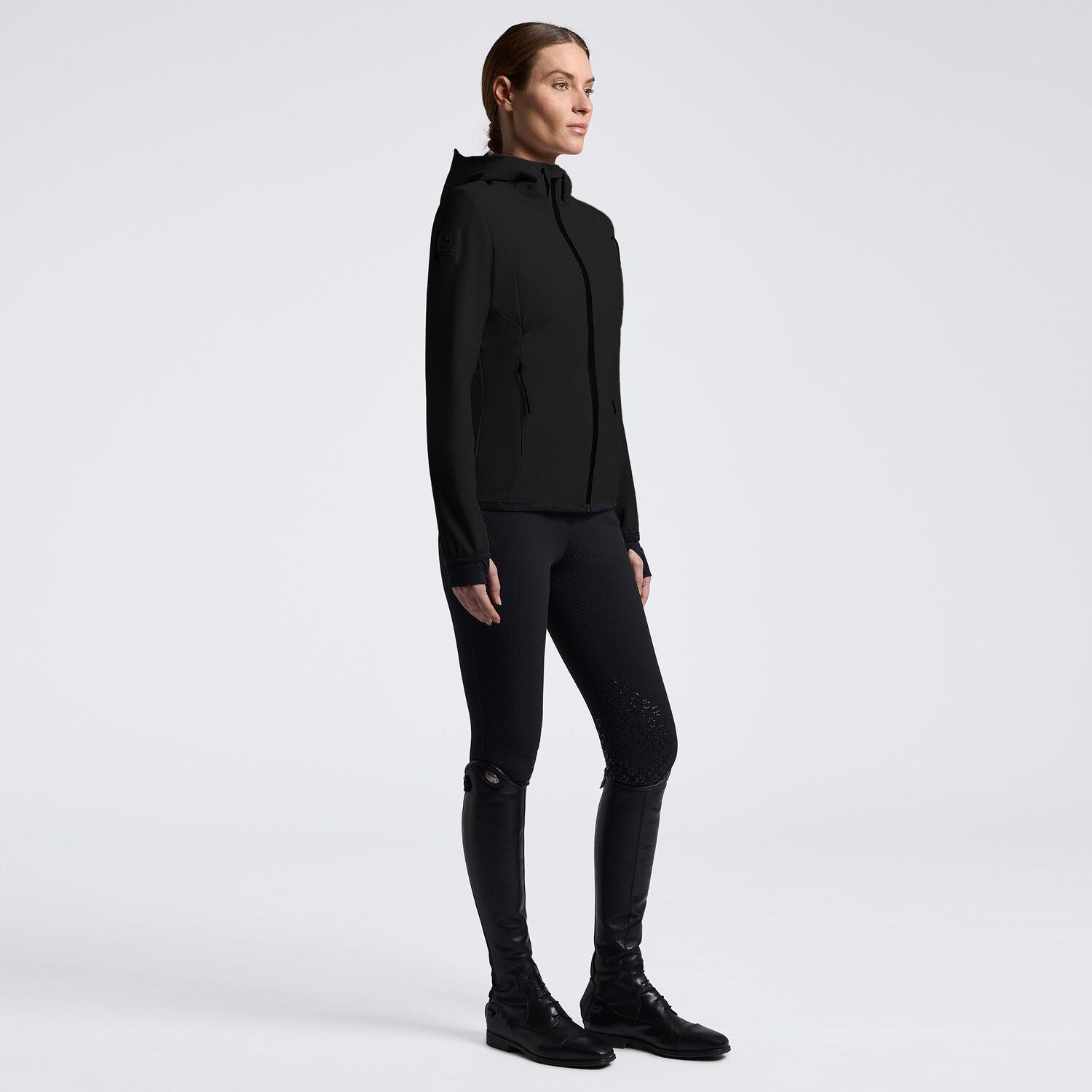 Women’s softshell jacket with hood