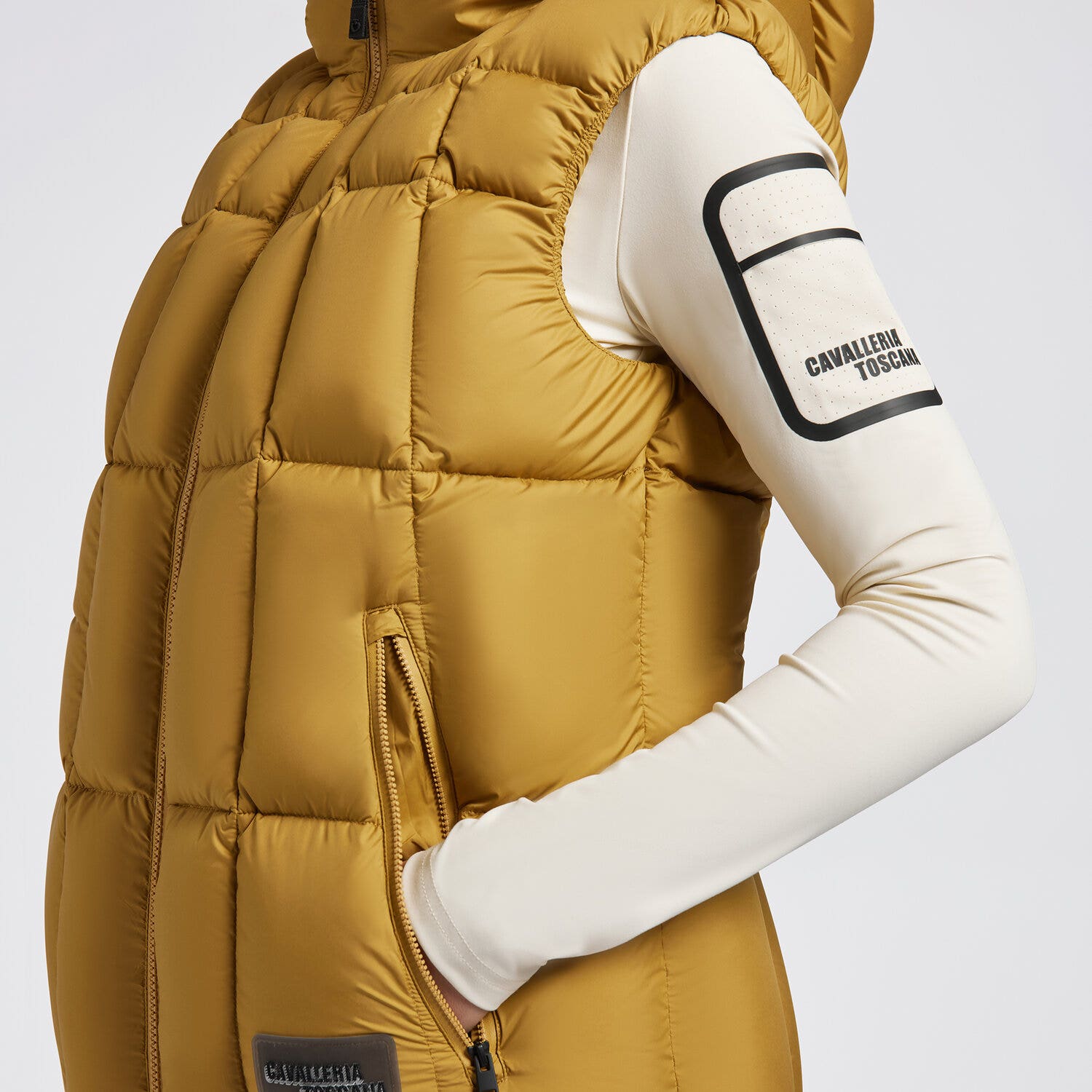 Cavalleria Toscana Cavalleria Toscana Women's Down Vest GOLDEN OCHRE-3