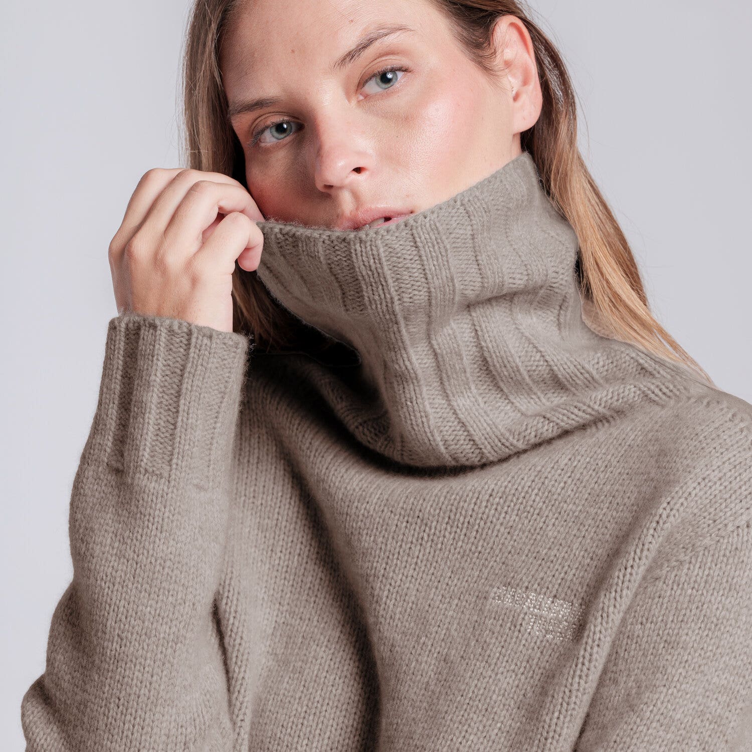 Cavalleria Toscana MAGLIA COLLO ALTO IN PURA LANA DA DONNA ESPRESSO-2