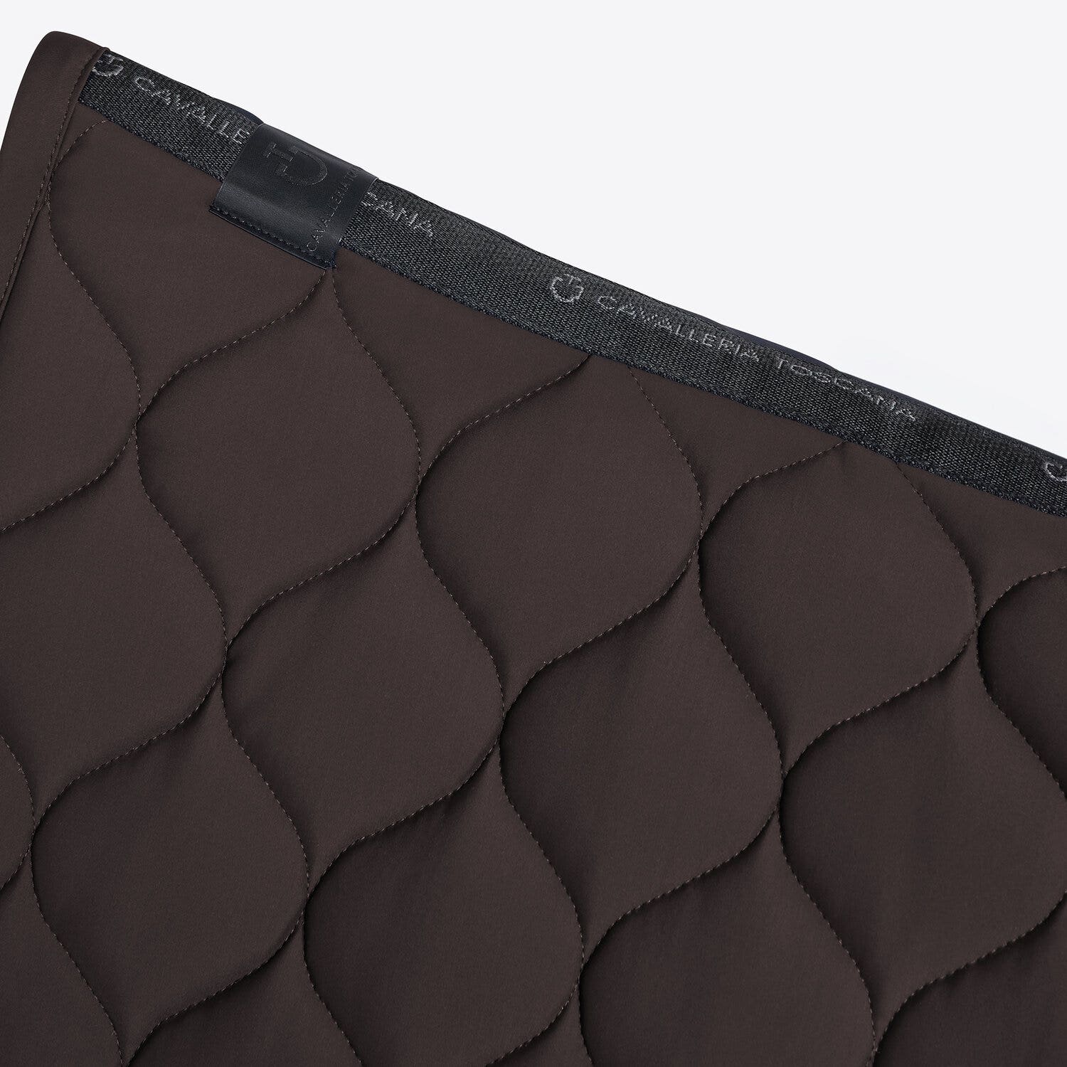 Circular-quilted jumping saddle pad in jersey
