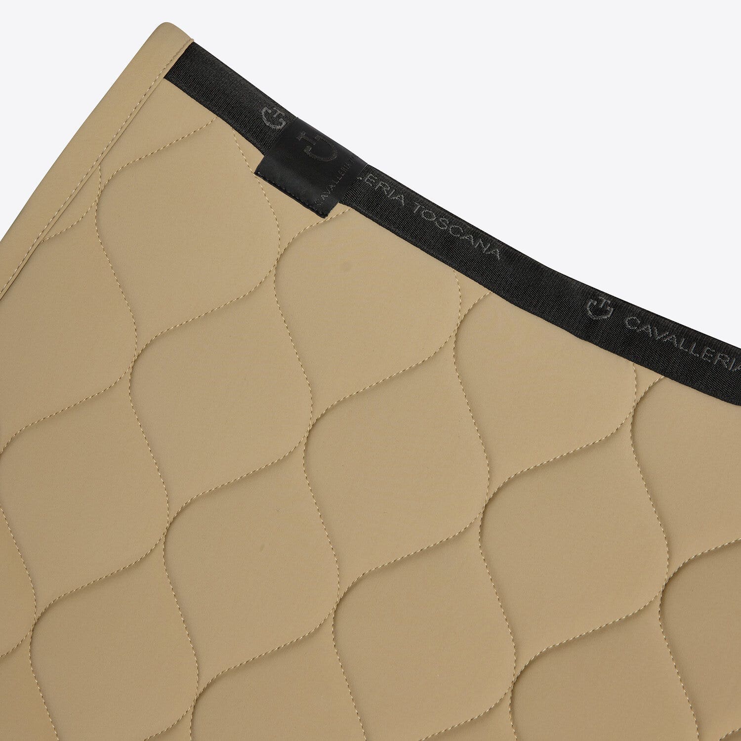 Circular-quilted jumping saddle pad in jersey