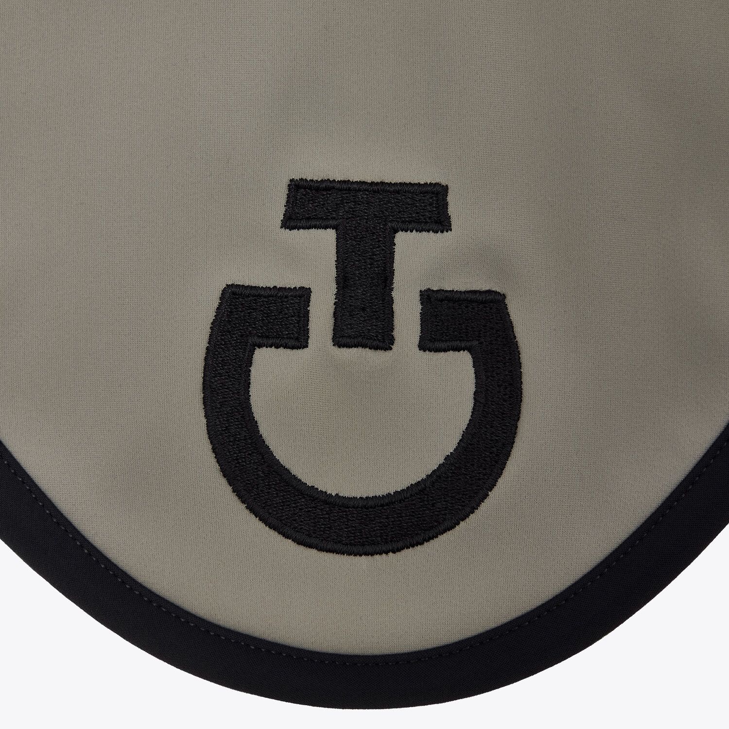 Cavalleria Toscana Lightweight jersey soundless horse earnet with logo. 5E99-2