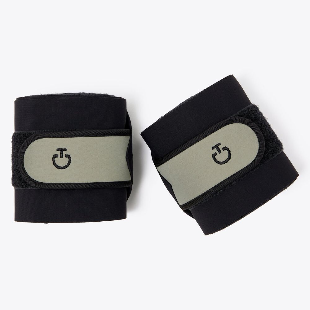 Set of 2 jersey and fleece bandages.